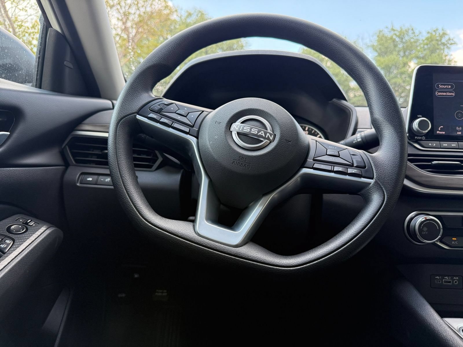 Thumbnail: 2025 Nissan Altima - 27