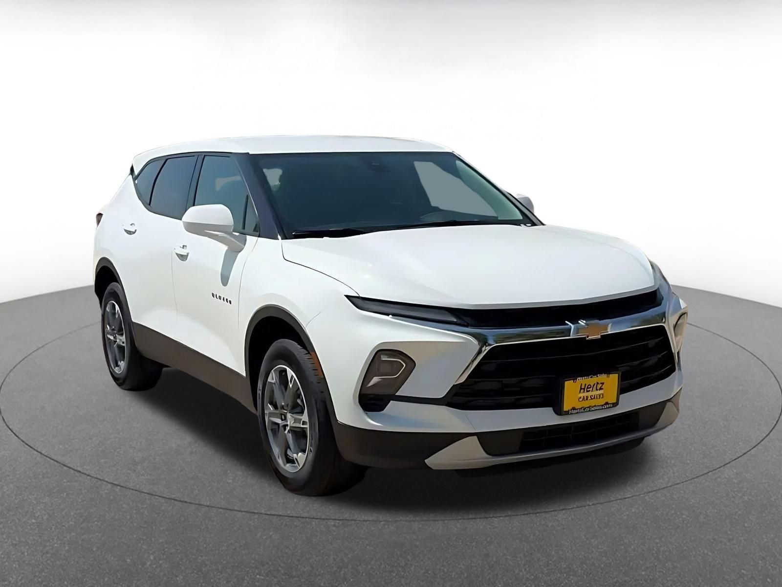 Thumbnail: 2026 Chevrolet Blazer - 3