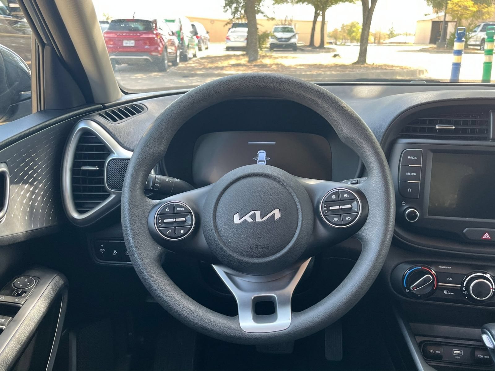 Thumbnail: 2025 Kia Soul - 27