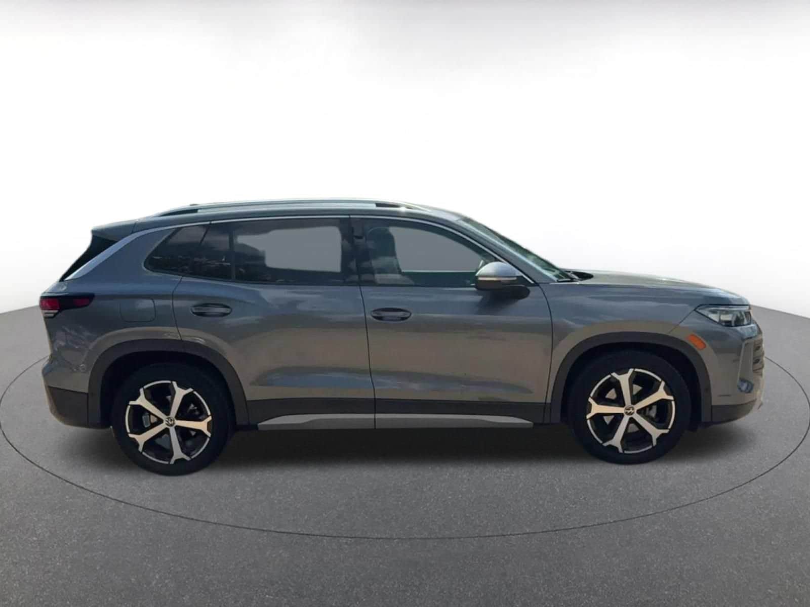 Thumbnail: 2026 Volkswagen Tiguan - 15