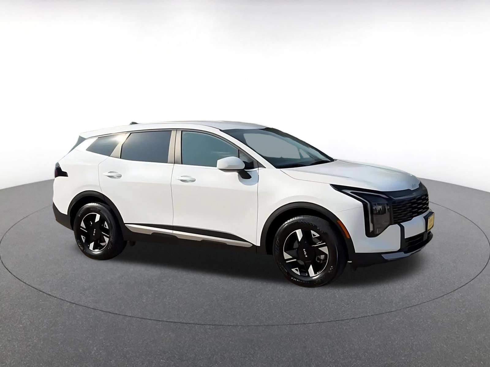 Thumbnail: 2026 Kia Sportage - 2