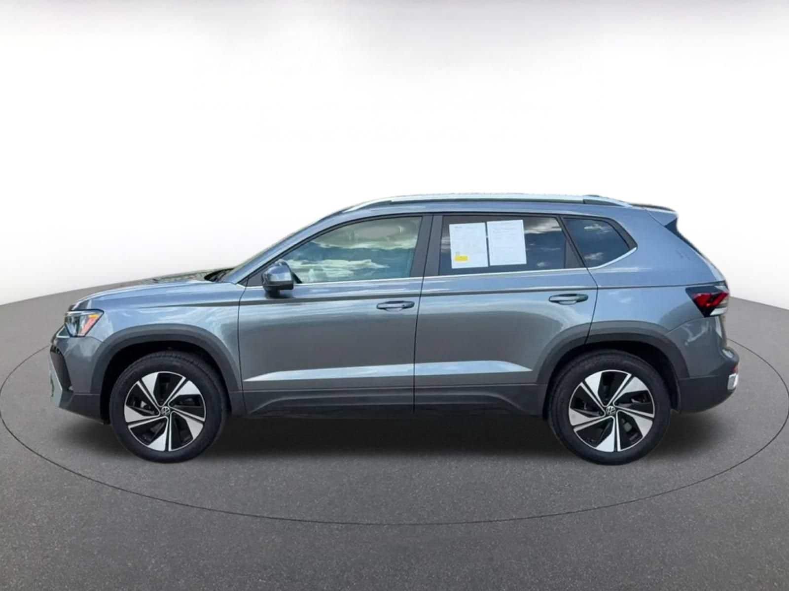 Thumbnail: 2026 Volkswagen Taos - 8