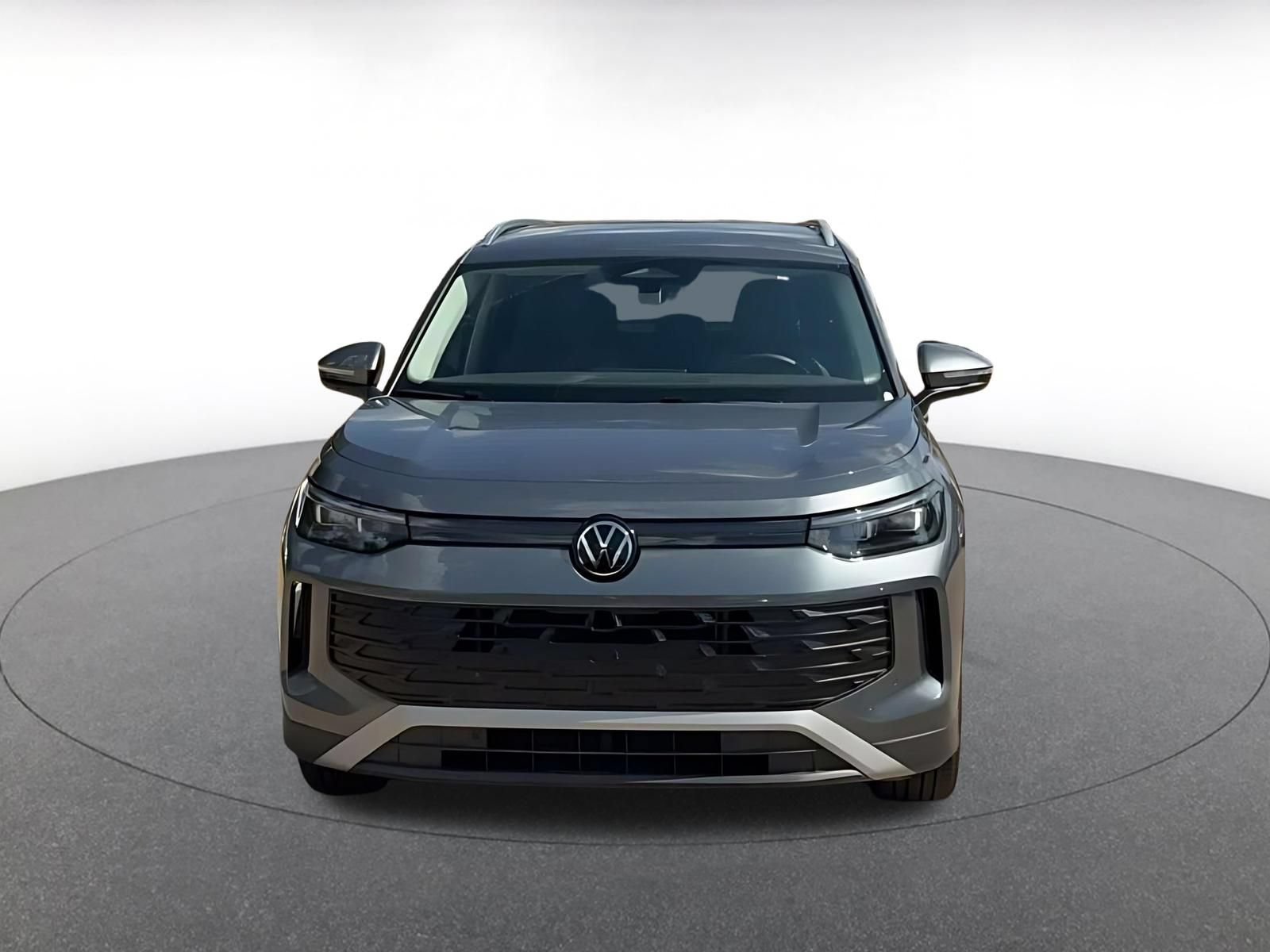 Thumbnail: 2026 Volkswagen Tiguan - 4
