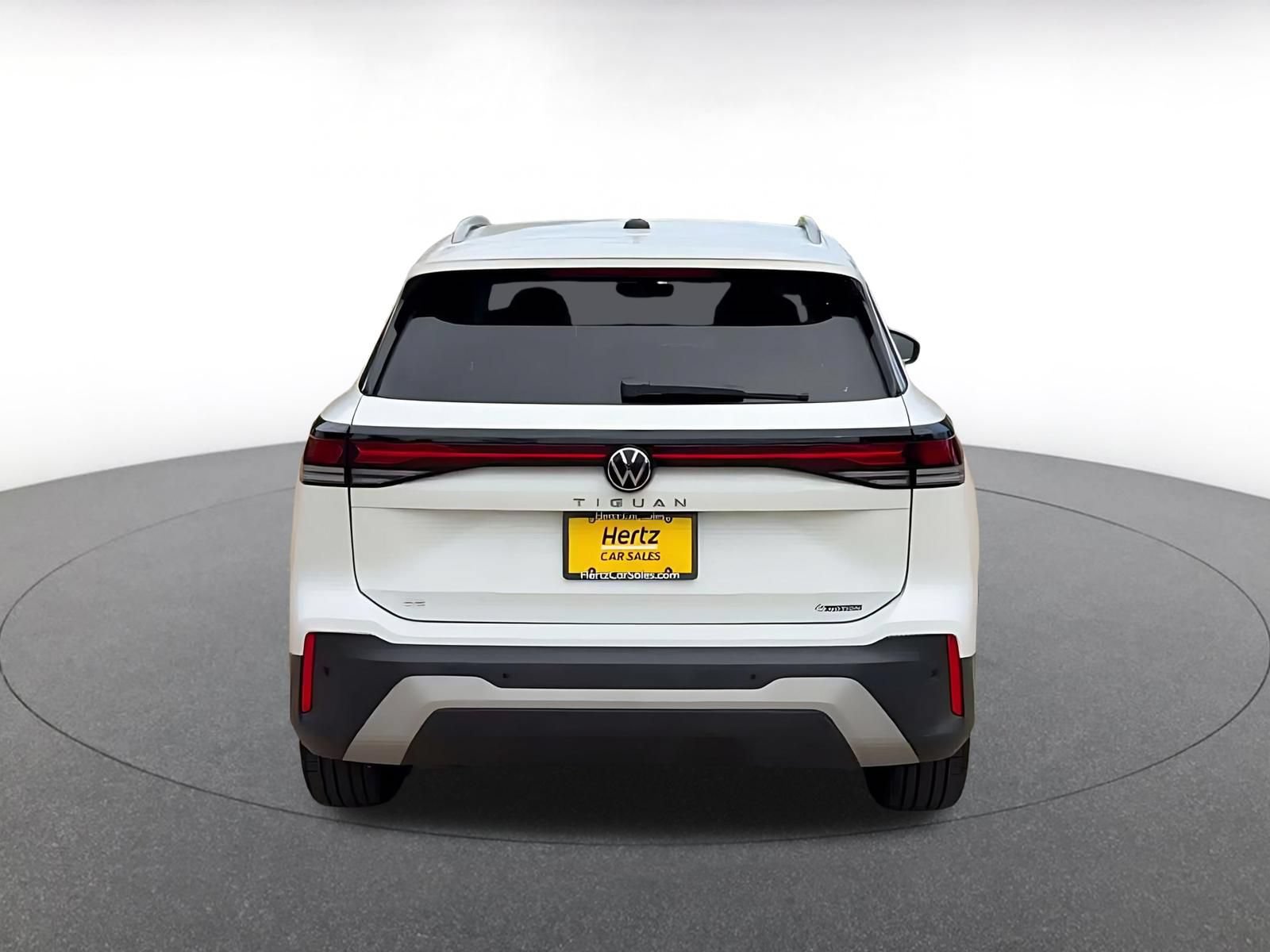 Thumbnail: 2026 Volkswagen Tiguan - 12
