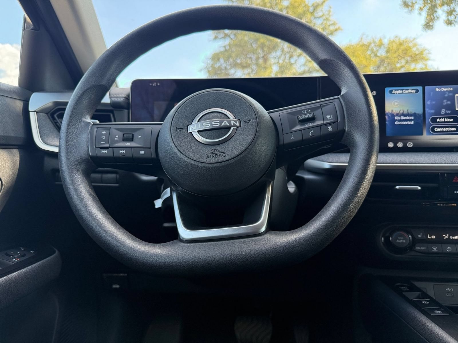 Thumbnail: 2026 Nissan Kicks - 27