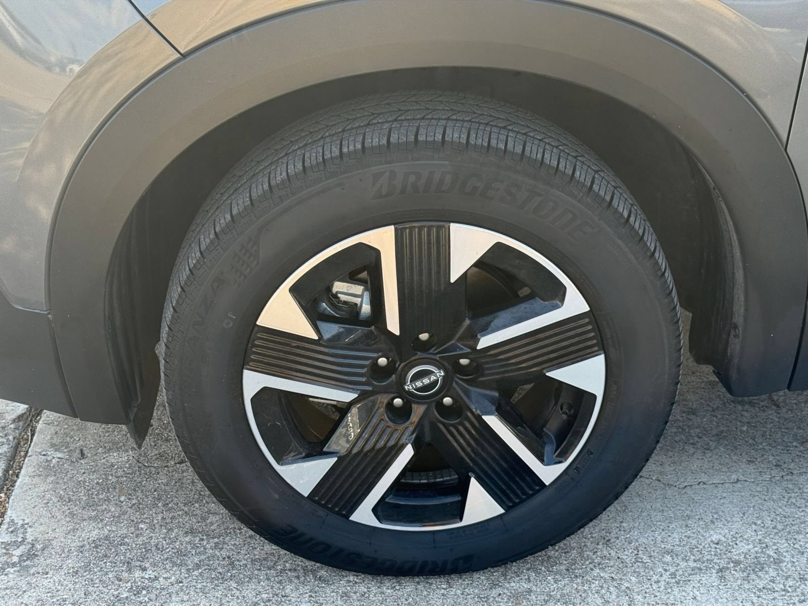 Thumbnail: 2026 Nissan Kicks - 30