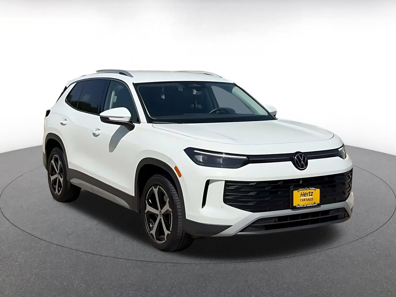 Thumbnail: 2026 Volkswagen Tiguan - 3