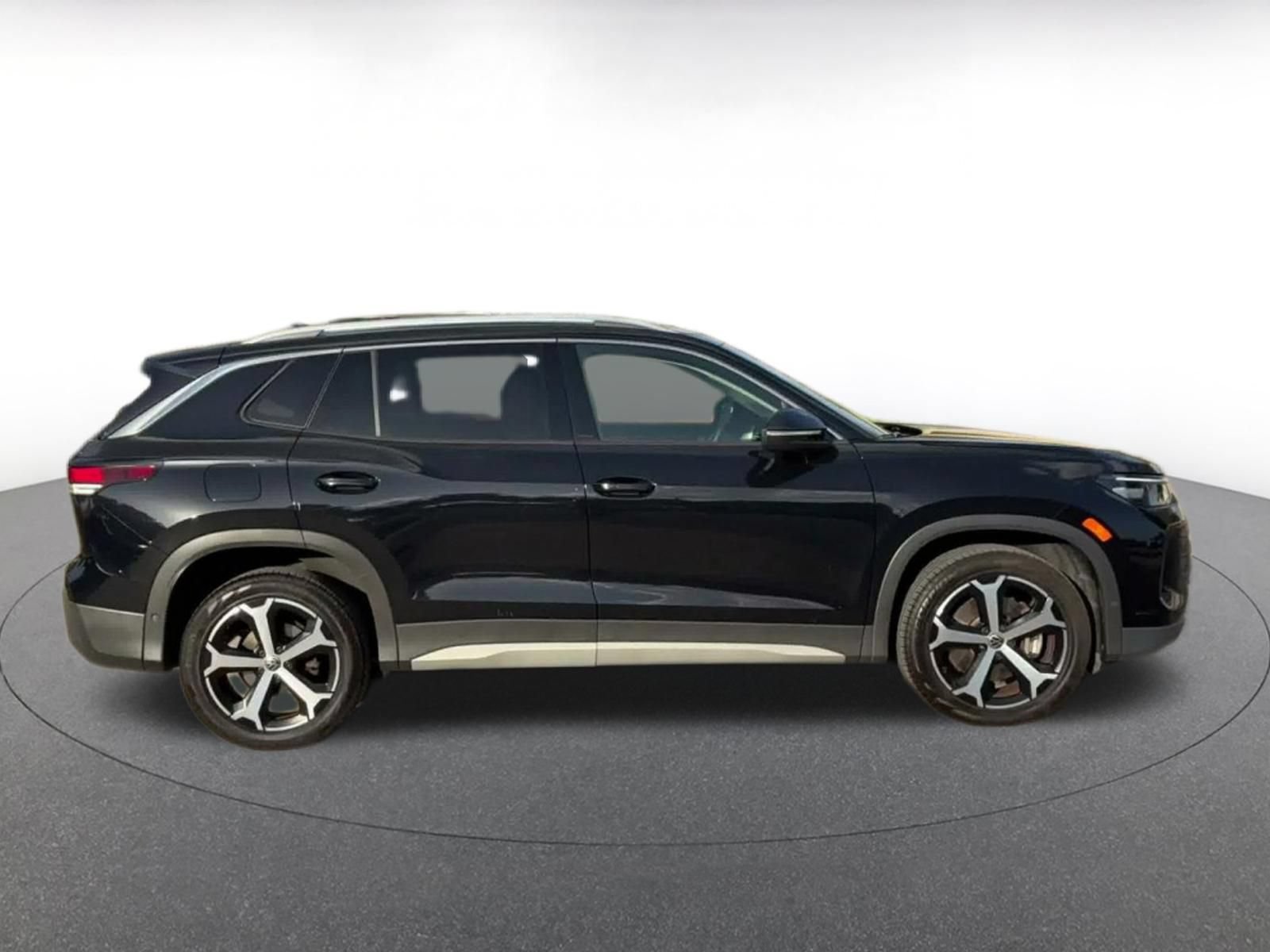 Thumbnail: 2026 Volkswagen Tiguan - 15