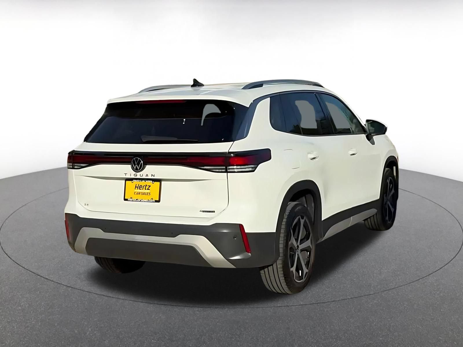 Thumbnail: 2026 Volkswagen Tiguan - 14