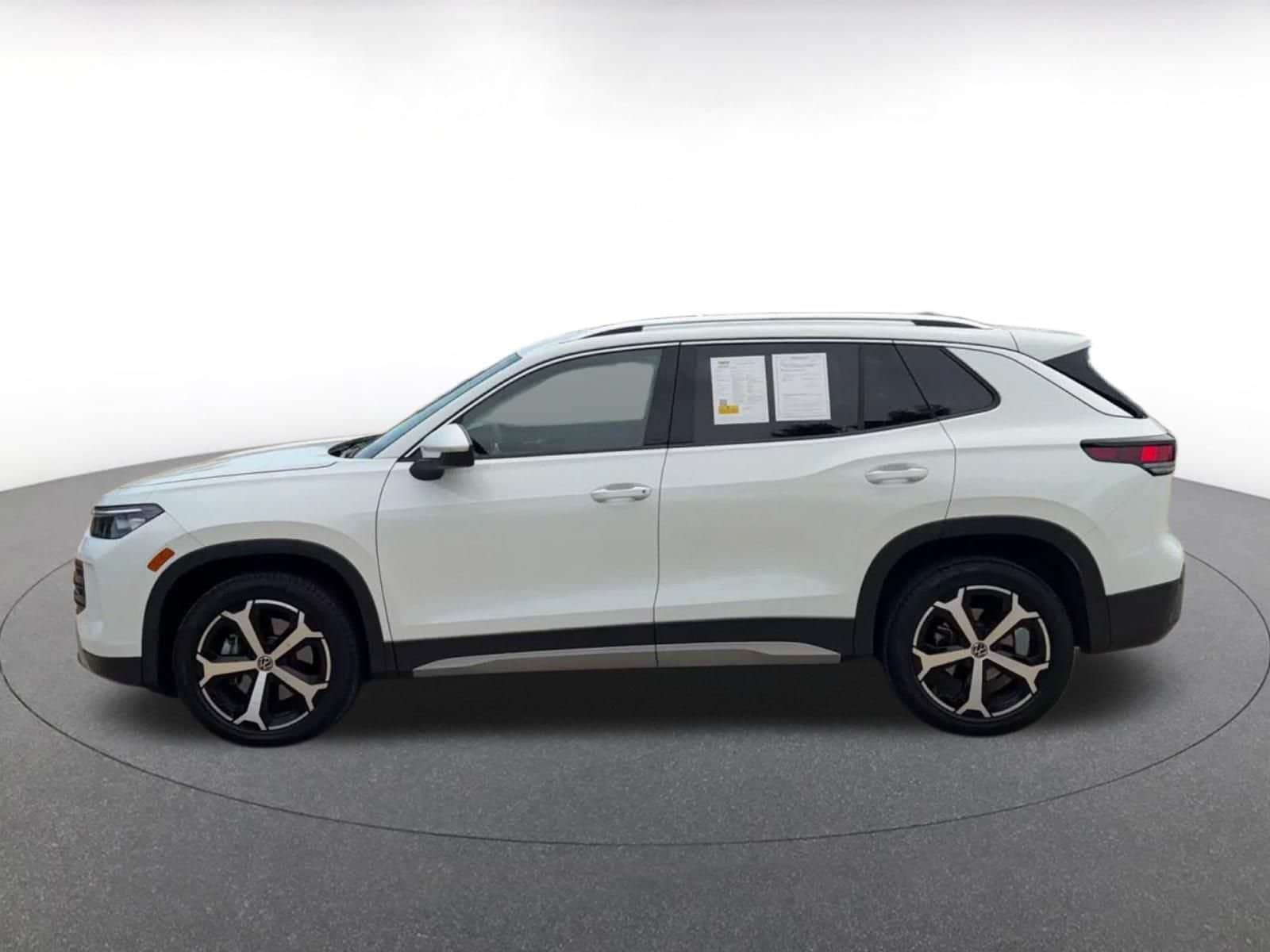 Thumbnail: 2026 Volkswagen Tiguan - 8