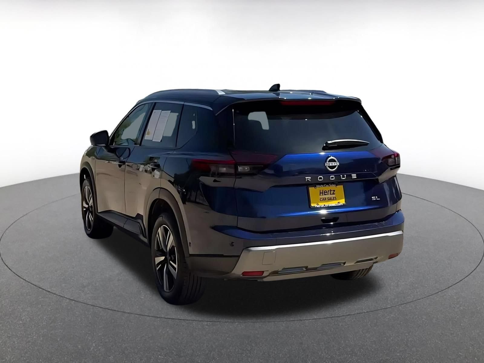 Thumbnail: 2026 Nissan Rogue - 10