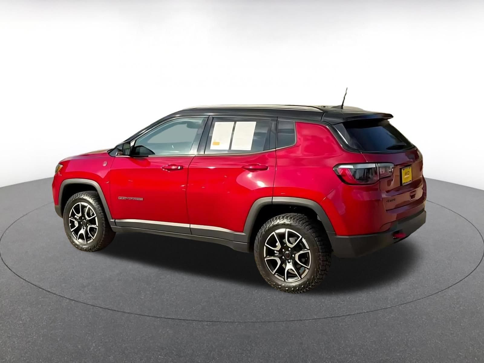 Thumbnail: 2025 Jeep Compass - 9