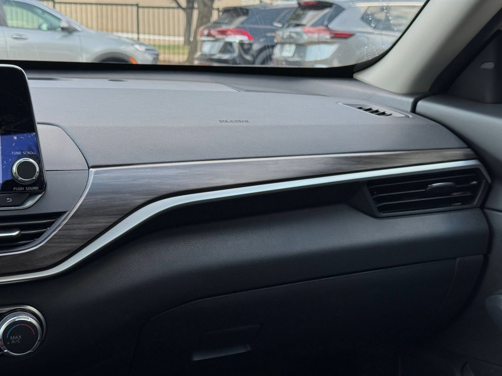 Thumbnail: 2025 Nissan Altima - 34