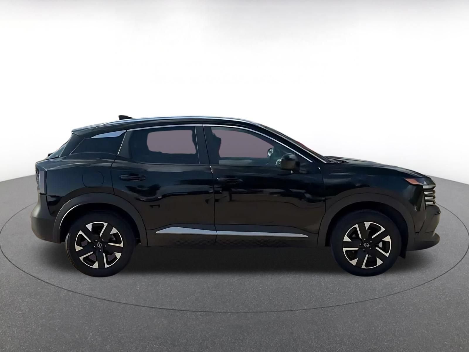 Thumbnail: 2026 Nissan Kicks - 15