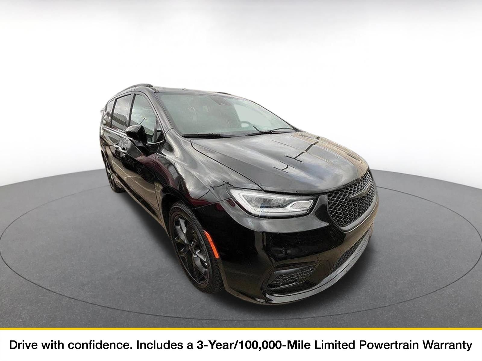 Thumbnail: 2025 Chrysler Pacifica - 1