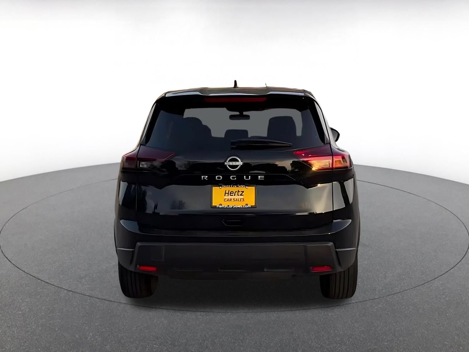 Thumbnail: 2026 Nissan Rogue - 12
