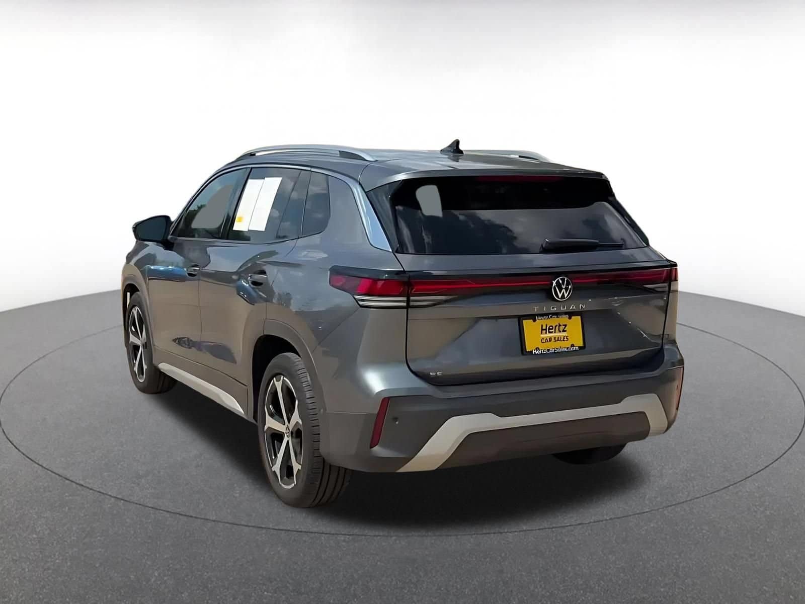 Thumbnail: 2026 Volkswagen Tiguan - 10