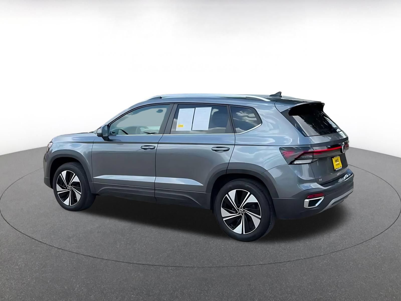 Thumbnail: 2026 Volkswagen Taos - 9