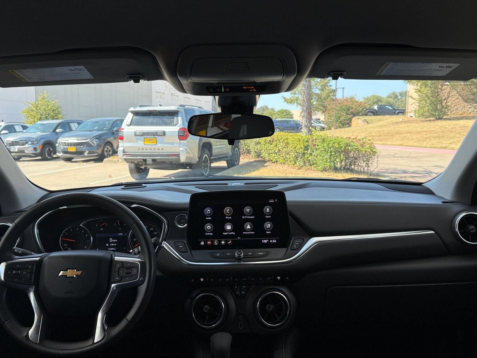 Thumbnail: 2026 Chevrolet Blazer - 32