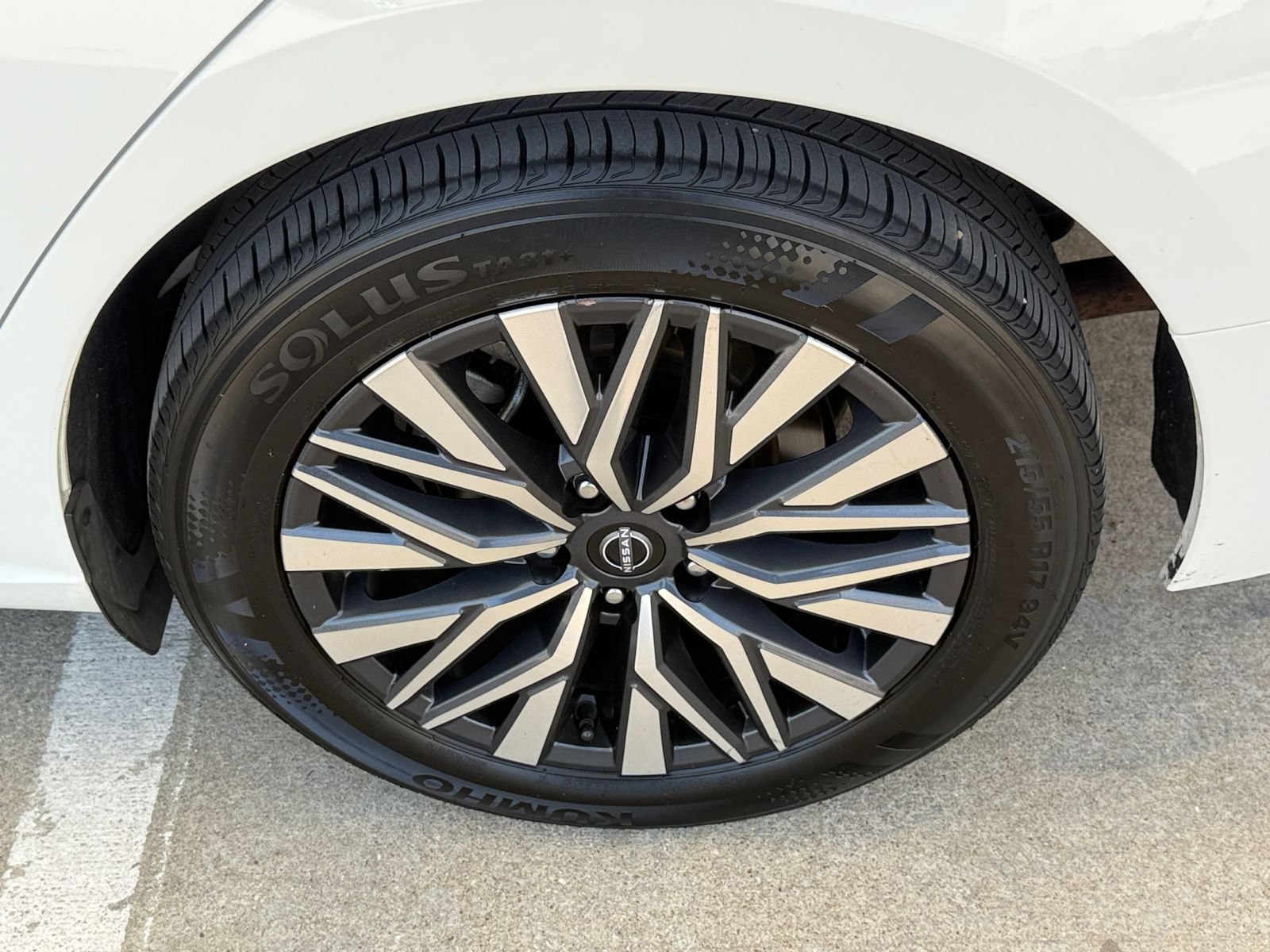 Thumbnail: 2025 Nissan Altima - 29