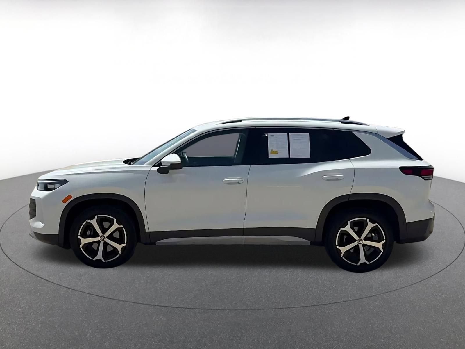 Thumbnail: 2026 Volkswagen Tiguan - 8