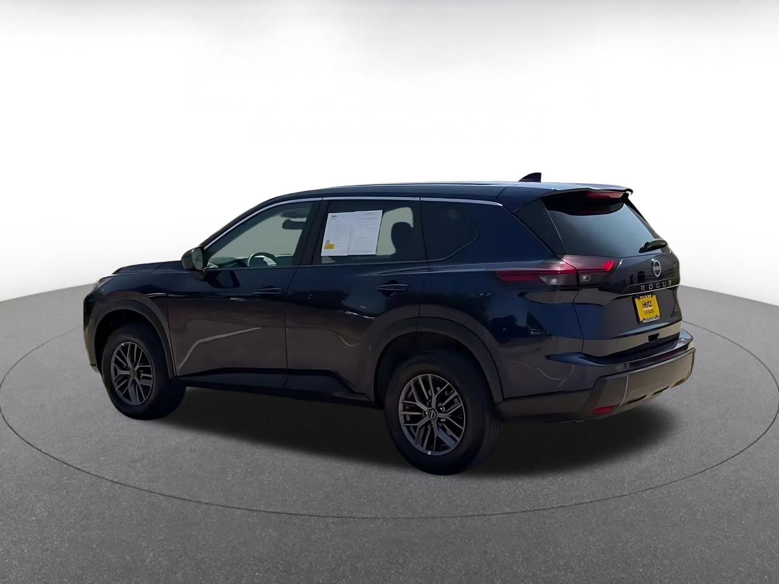Thumbnail: 2026 Nissan Rogue - 9