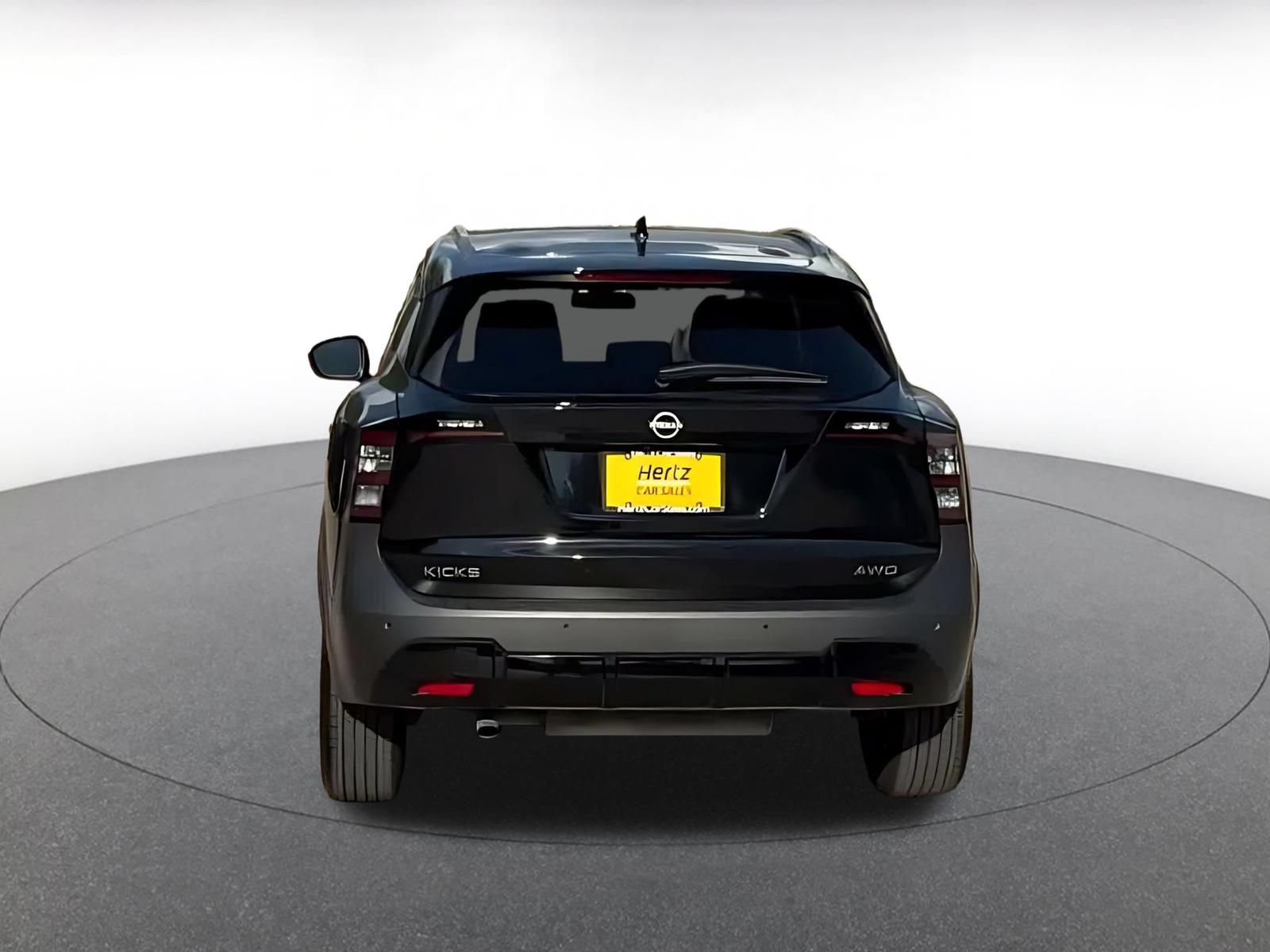 Thumbnail: 2026 Nissan Kicks - 6