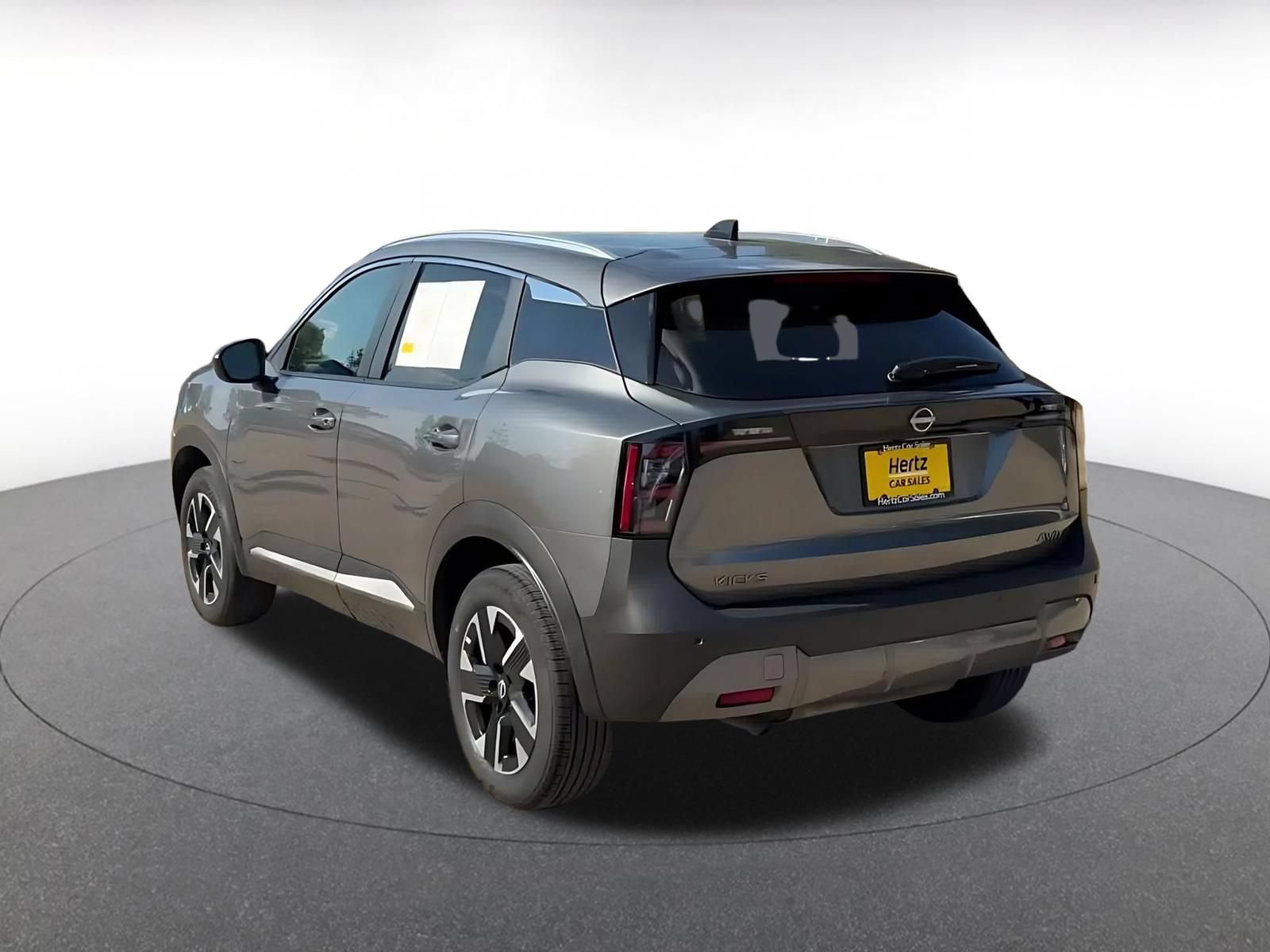 Thumbnail: 2026 Nissan Kicks - 10