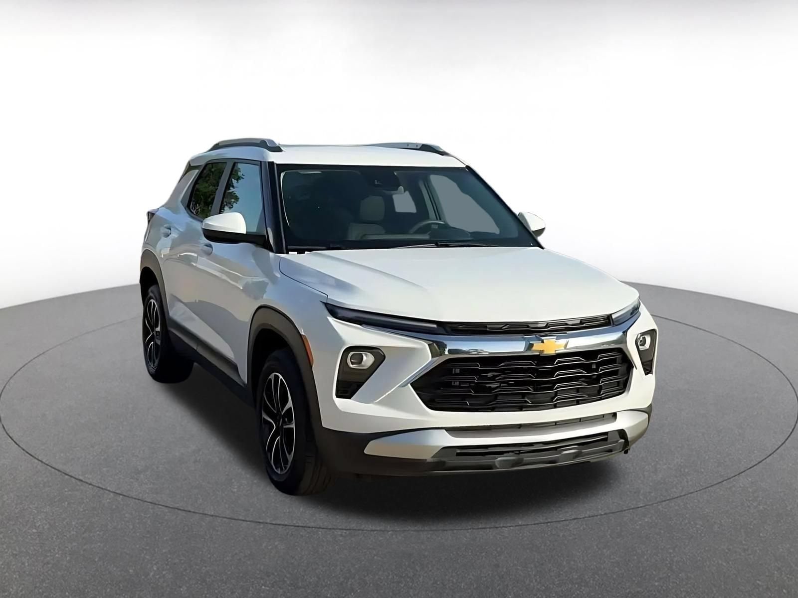 Thumbnail: 2025 Chevrolet TrailBlazer - 3