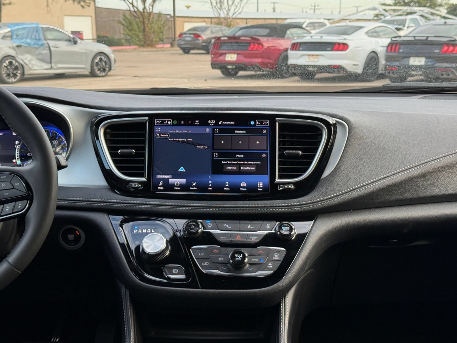 Thumbnail: 2025 Chrysler Pacifica - 16