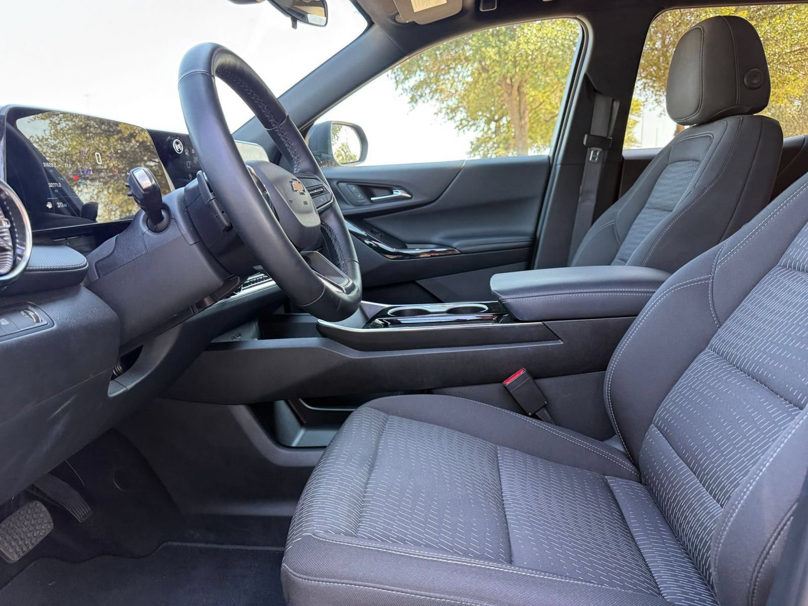 Thumbnail: 2025 Chevrolet Equinox - 27