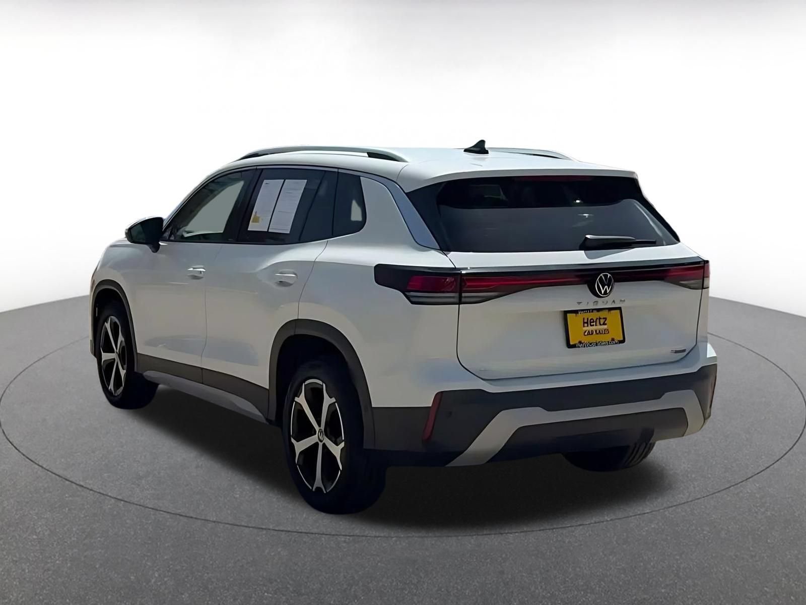 Thumbnail: 2026 Volkswagen Tiguan - 10
