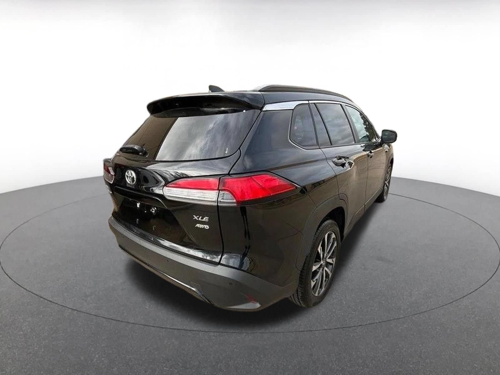 Thumbnail: 2022 Toyota Corolla Cross - 6