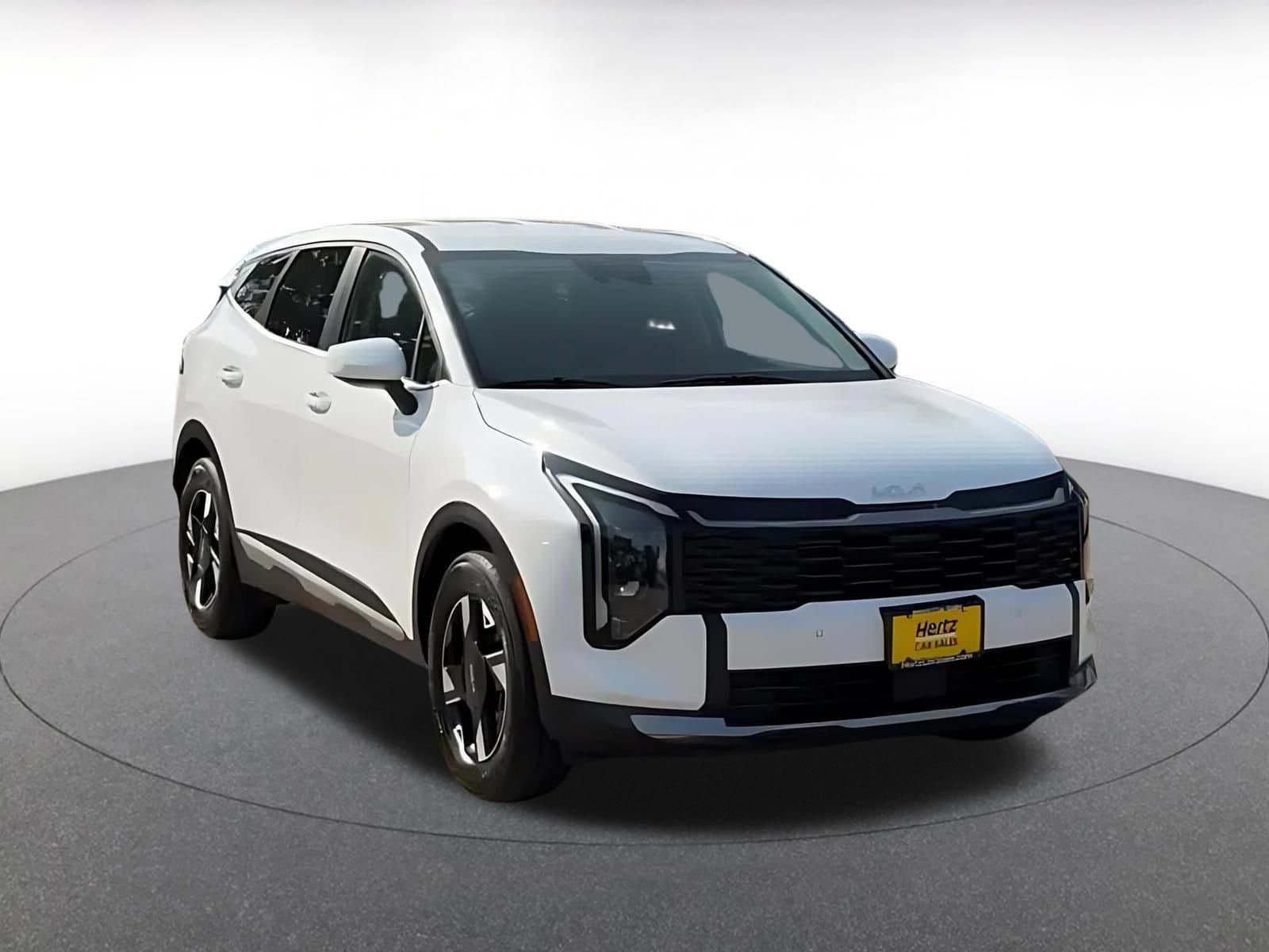 Thumbnail: 2026 Kia Sportage - 3