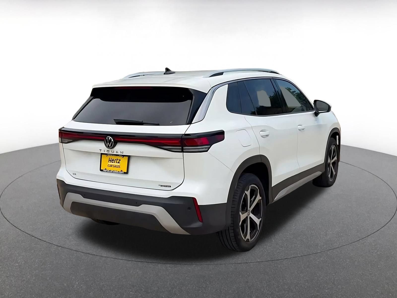 Thumbnail: 2026 Volkswagen Tiguan - 13