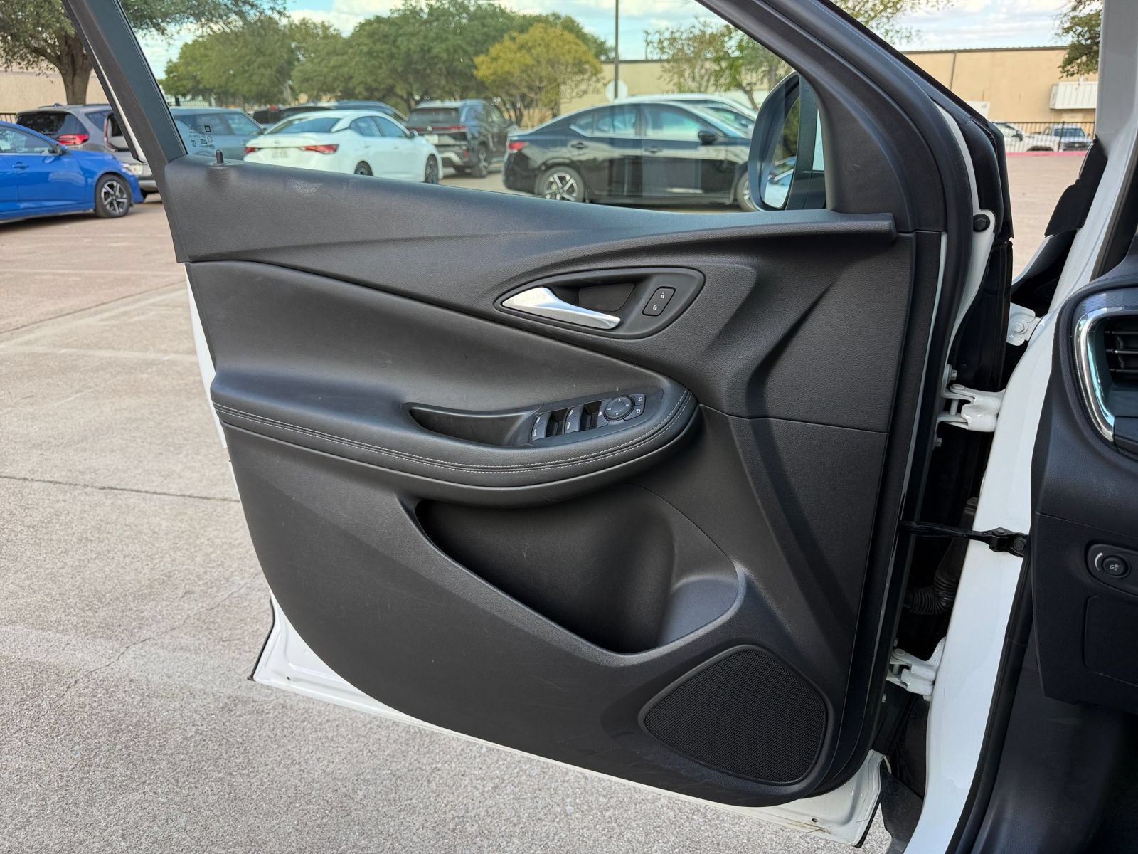 Thumbnail: 2025 Buick Encore GX - 18