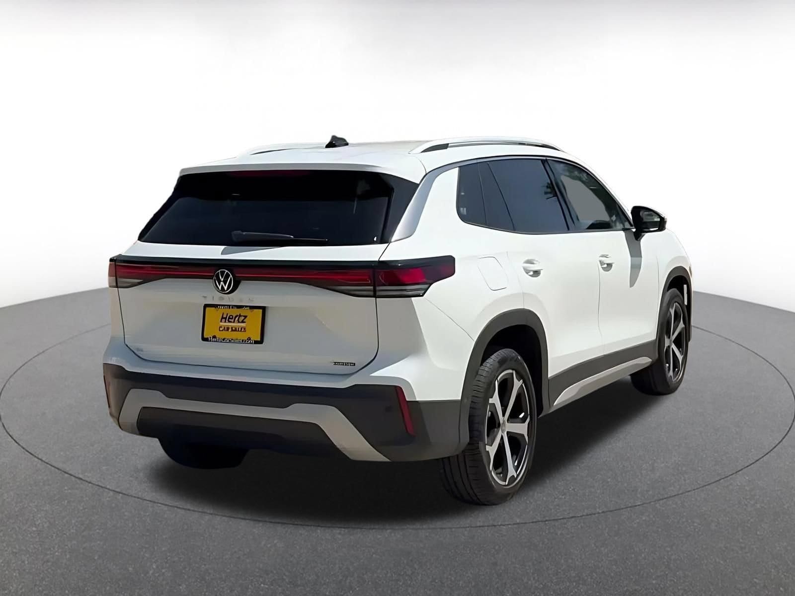 Thumbnail: 2026 Volkswagen Tiguan - 14