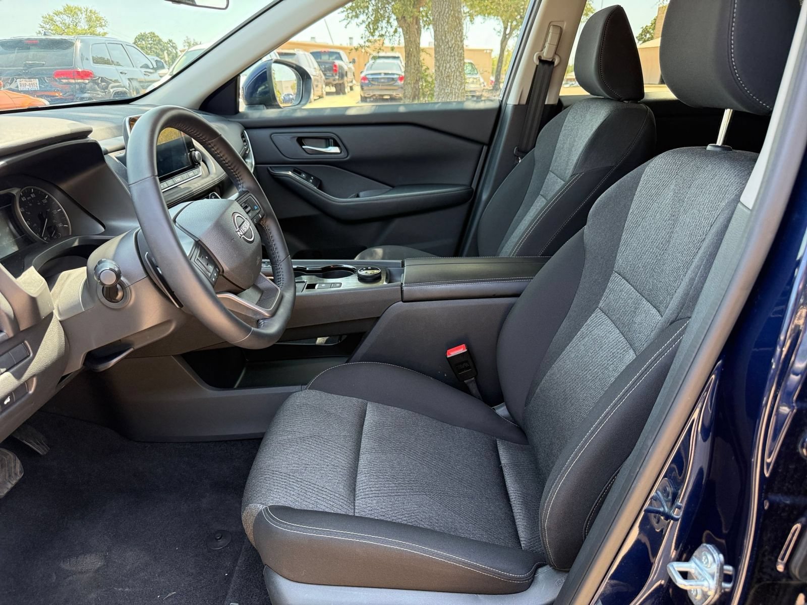 Thumbnail: 2026 Nissan Rogue - 28