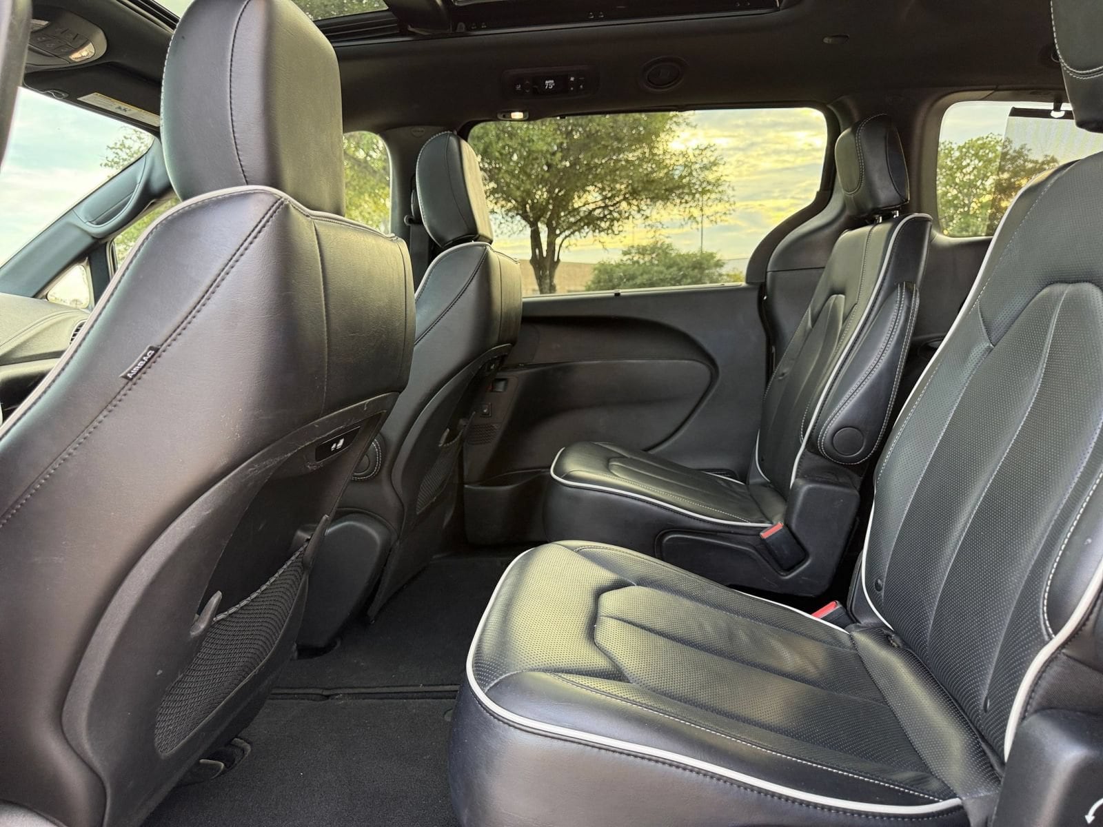 Thumbnail: 2025 Chrysler Pacifica - 27