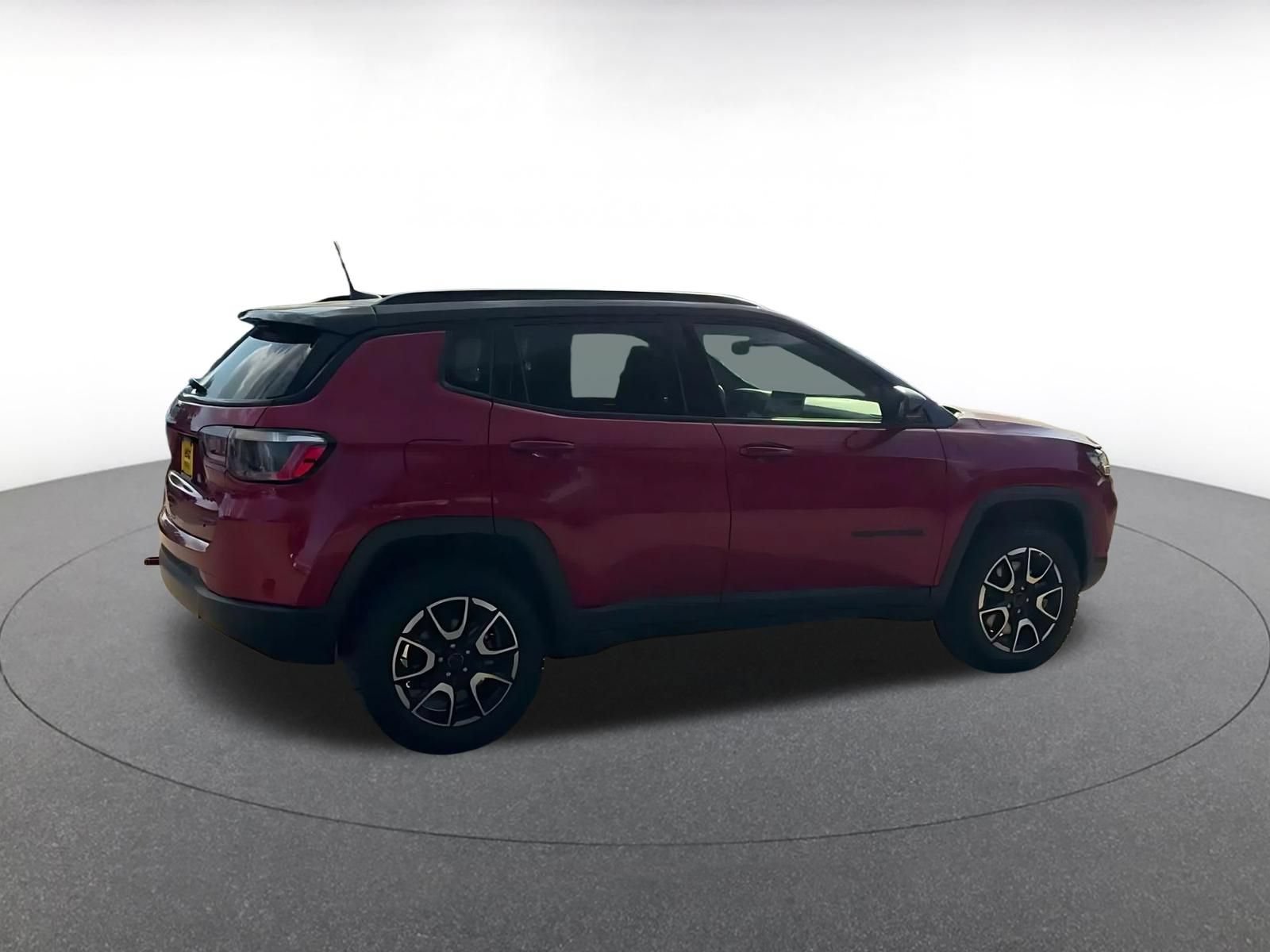 Thumbnail: 2025 Jeep Compass - 14