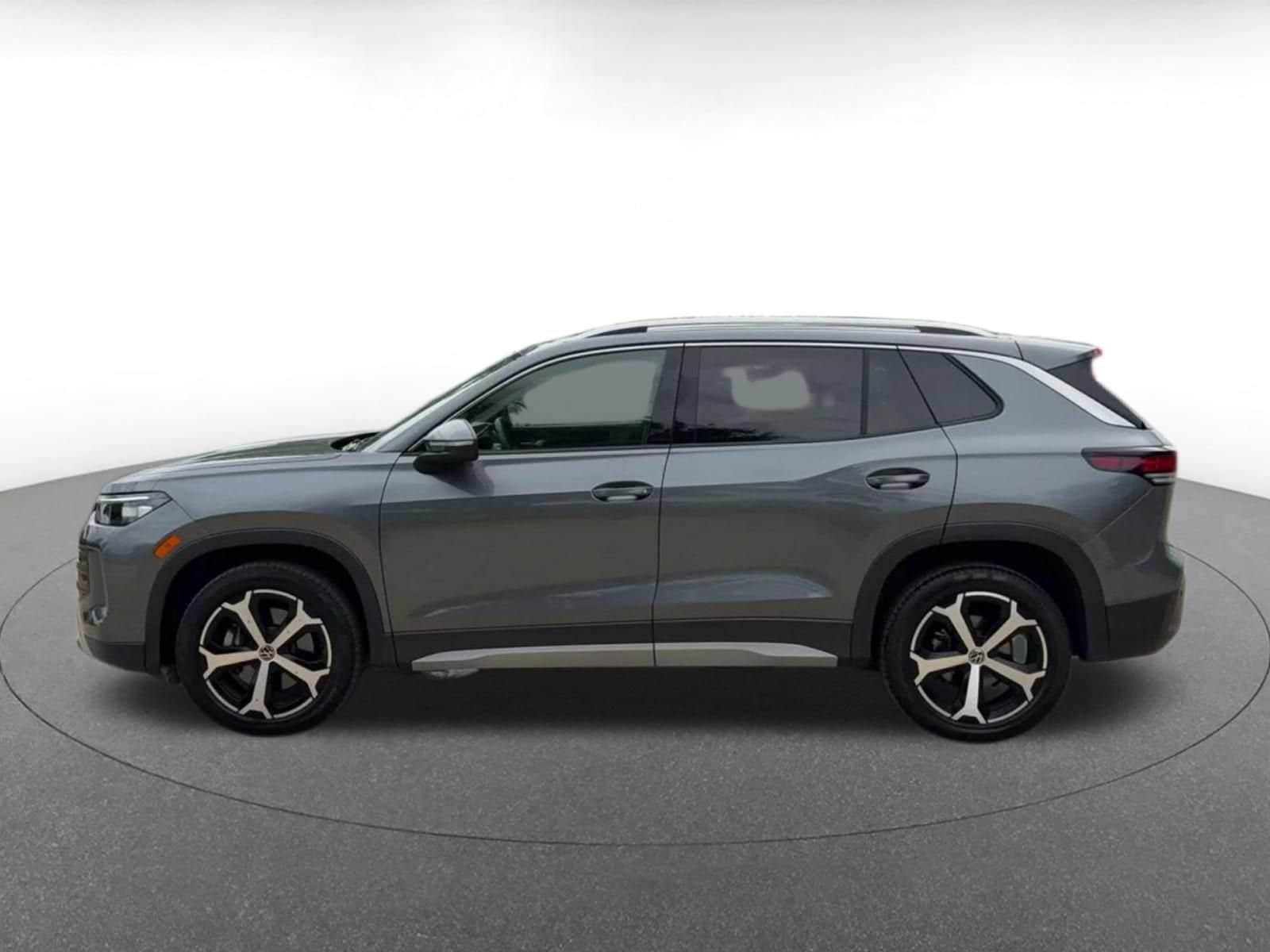 Thumbnail: 2026 Volkswagen Tiguan - 8