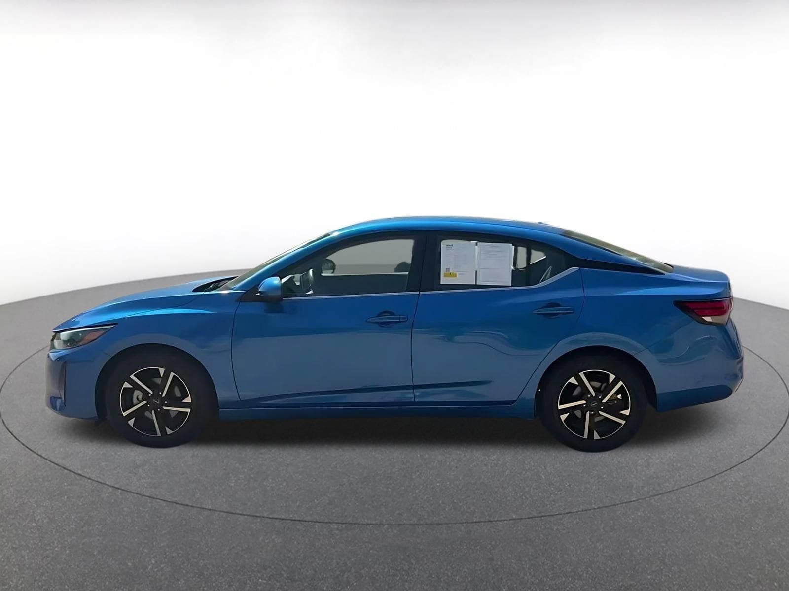 Thumbnail: 2025 Nissan Sentra - 8