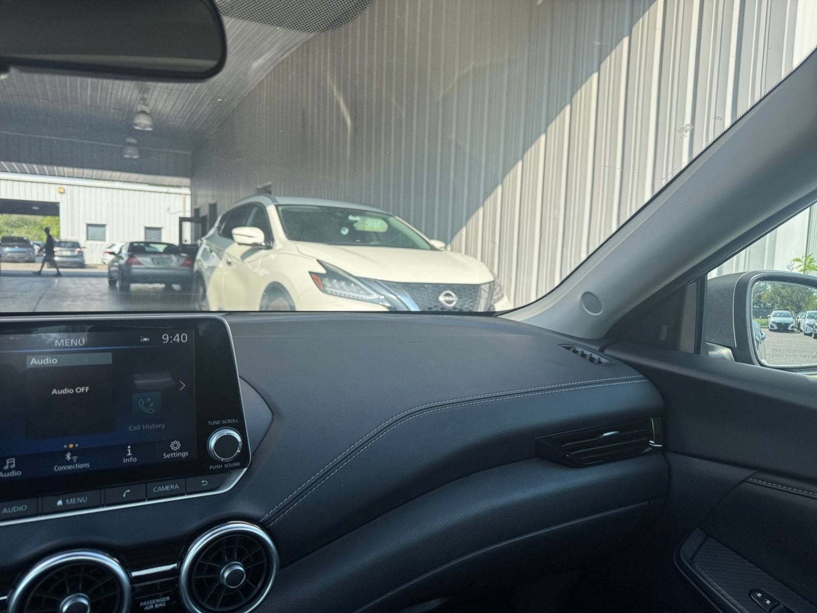 Thumbnail: 2025 Nissan Sentra - 32