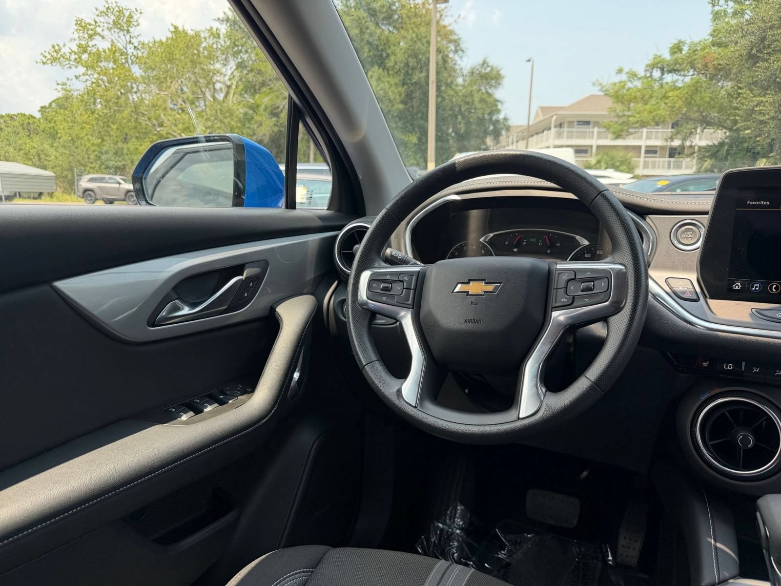 Thumbnail: 2026 Chevrolet Blazer - 34