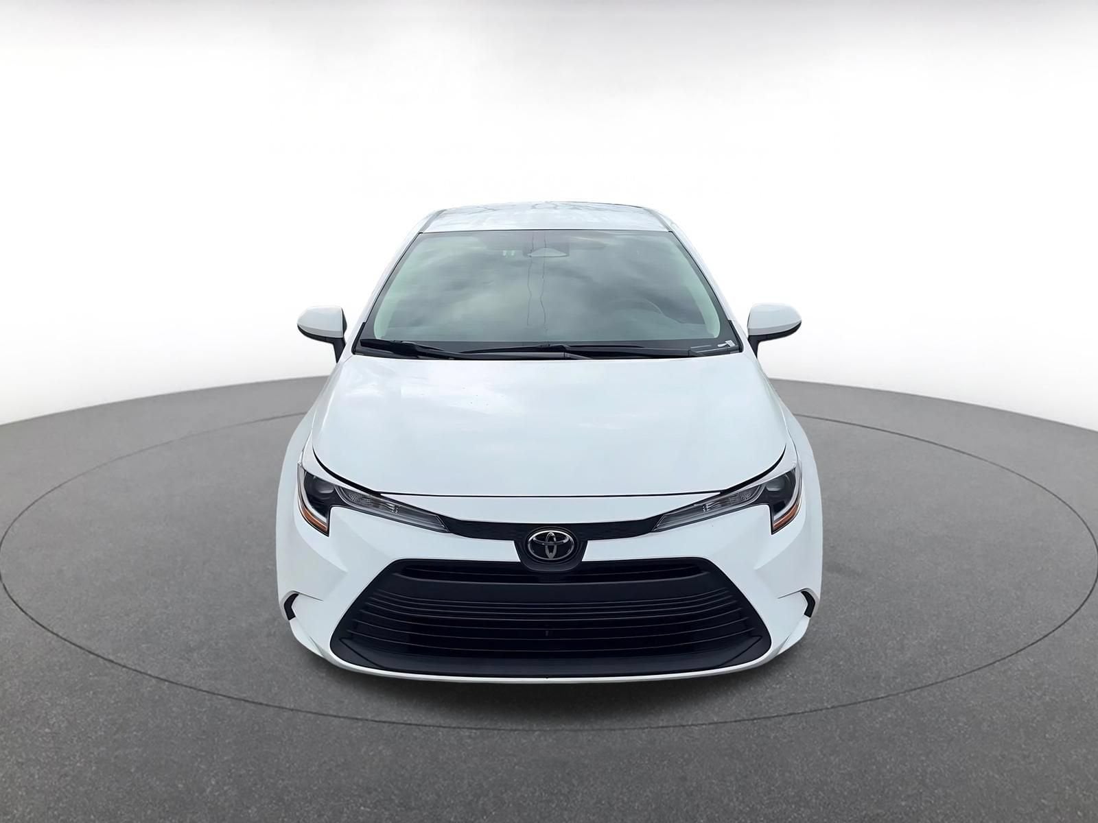 Thumbnail: 2025 Toyota Corolla - 3
