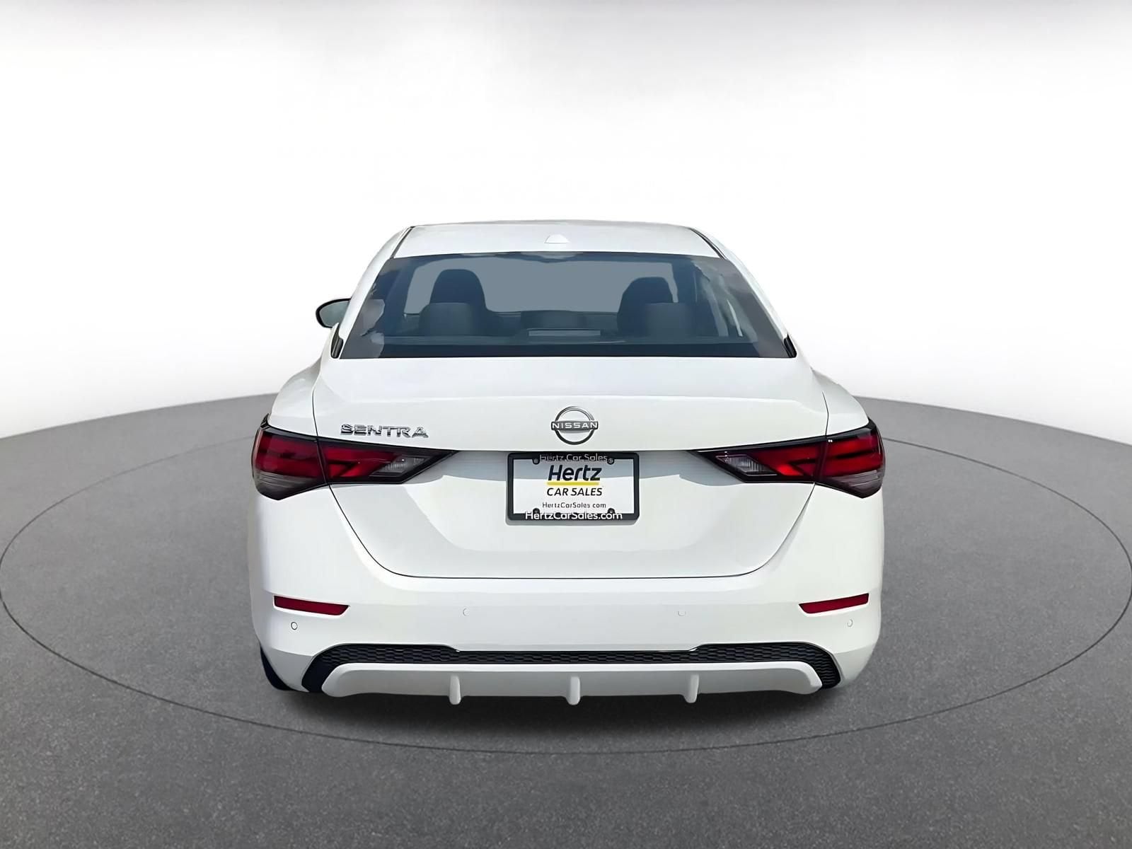 Thumbnail: 2025 Nissan Sentra - 10