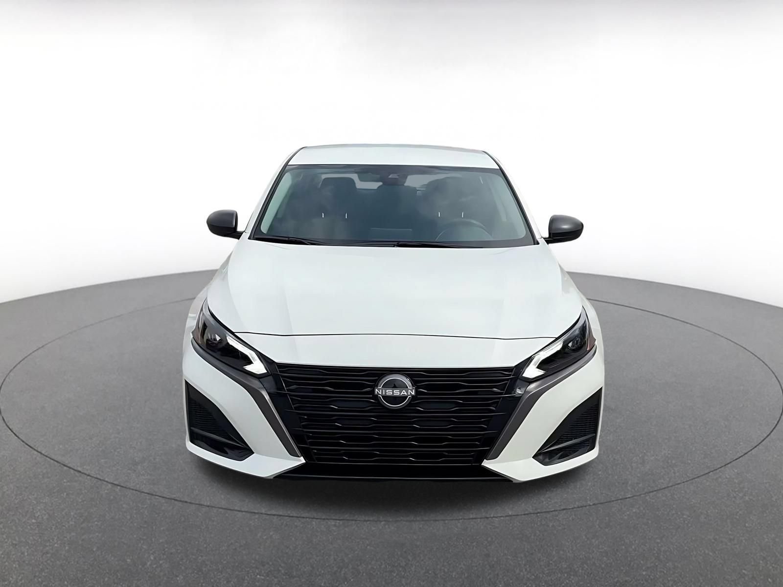Thumbnail: 2026 Nissan Altima - 3