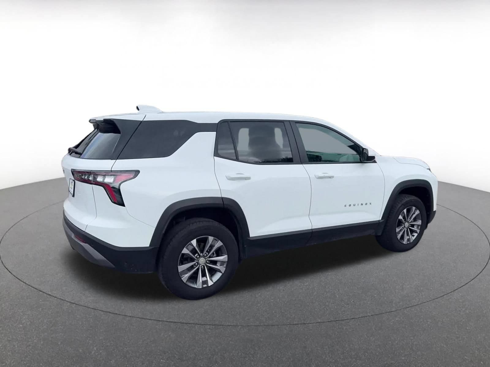Thumbnail: 2025 Chevrolet Equinox - 12