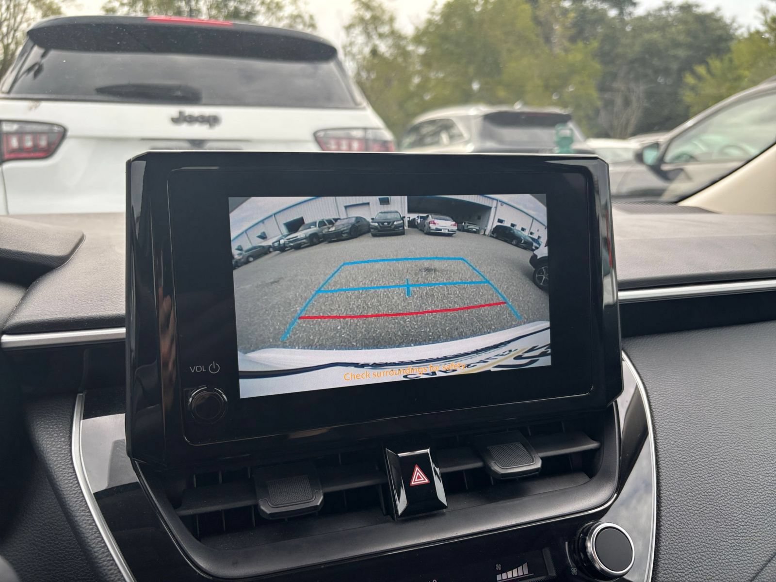 Thumbnail: 2025 Toyota Corolla - 22