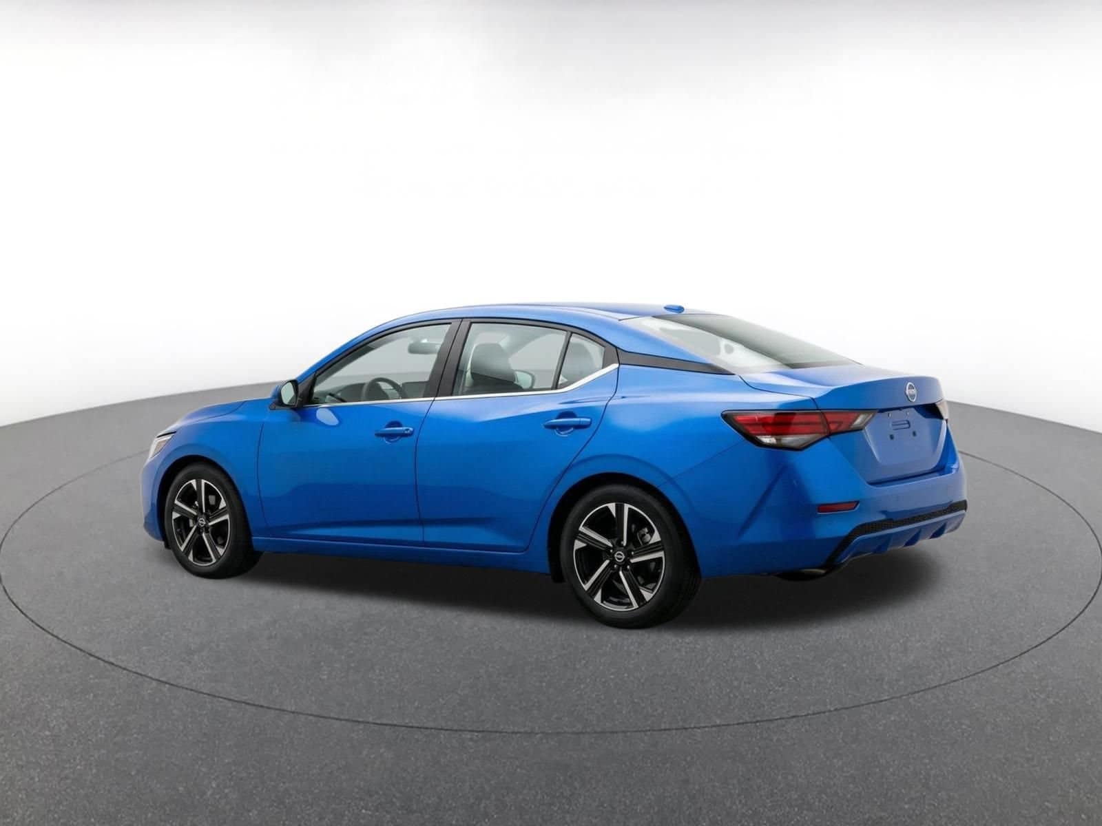 Thumbnail: 2025 Nissan Sentra - 6